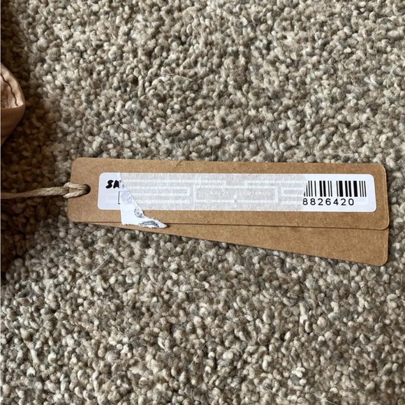 Skims Wireless Bra Size 32D NWT - Picture 4 of 4